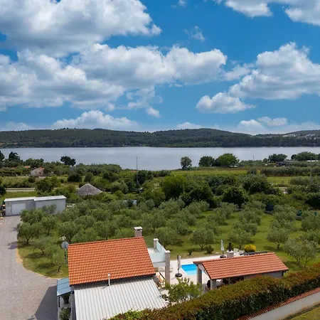 Sea View With Pool - Happy Casa de Férias