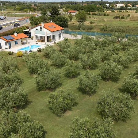 Sea View With Pool - Happy *